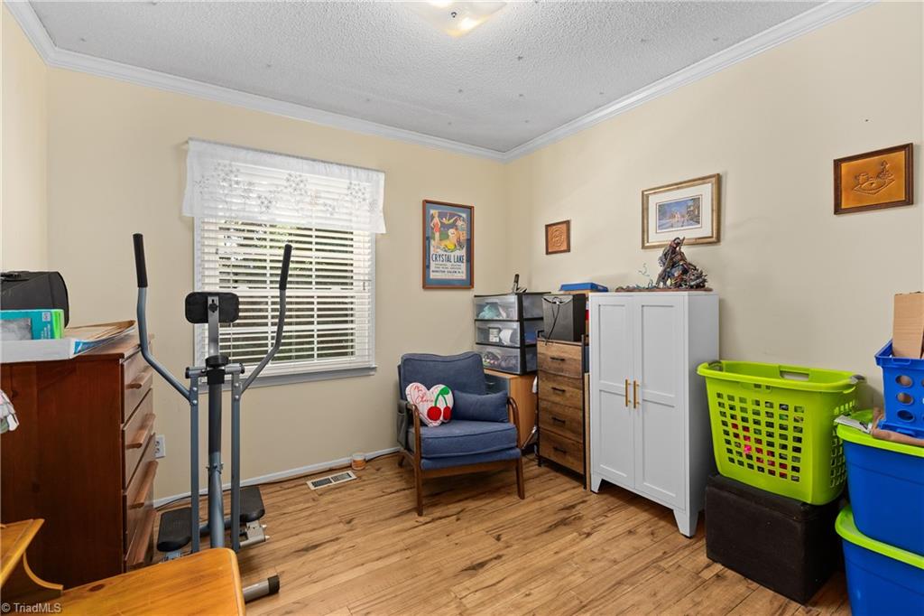 2701 Saint Johns Place Property Photo 18