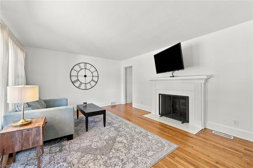 619 Gatewood Avenue Property Photo 3