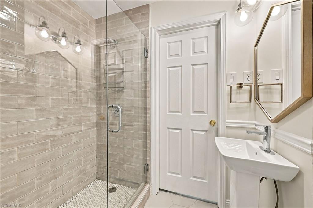 619 Gatewood Avenue Property Photo 23