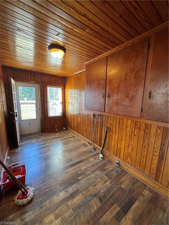 510 E King Street Property Photo 39