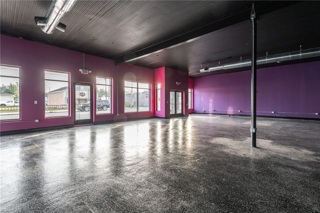 518 Queen Street Property Photo 12