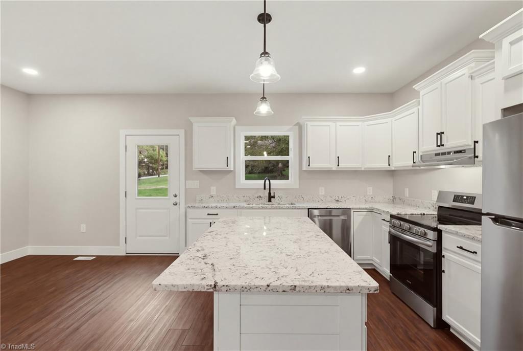 1123 2nd Street Property Photo 14