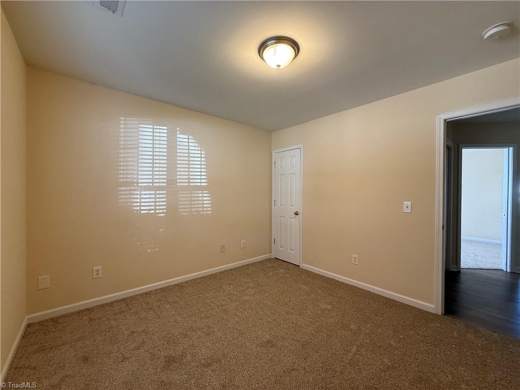 4018 Leak Creek Court Property Photo 12