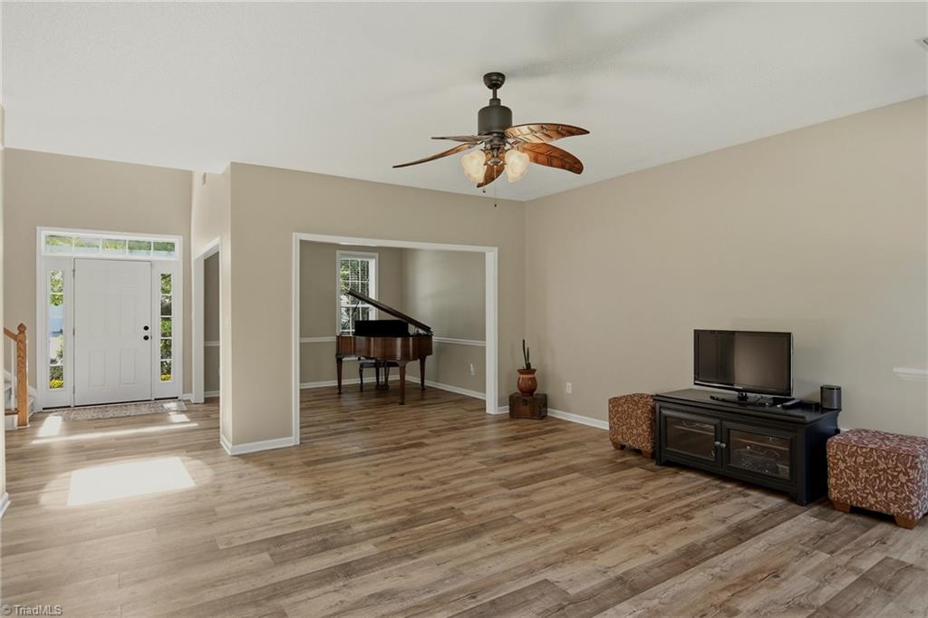 794 Pecan Ridge Circle Property Photo 6