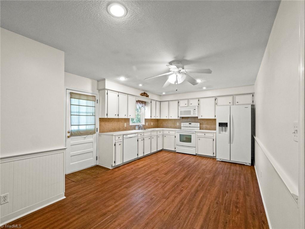 7541 Pine Trails Road Property Photo 7