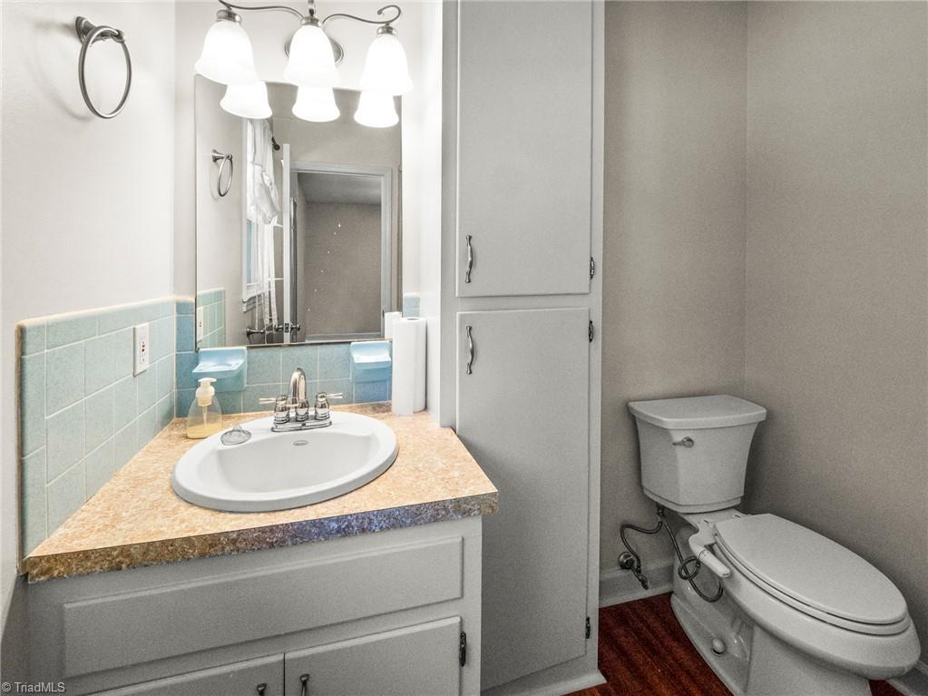 7541 Pine Trails Road Property Photo 16