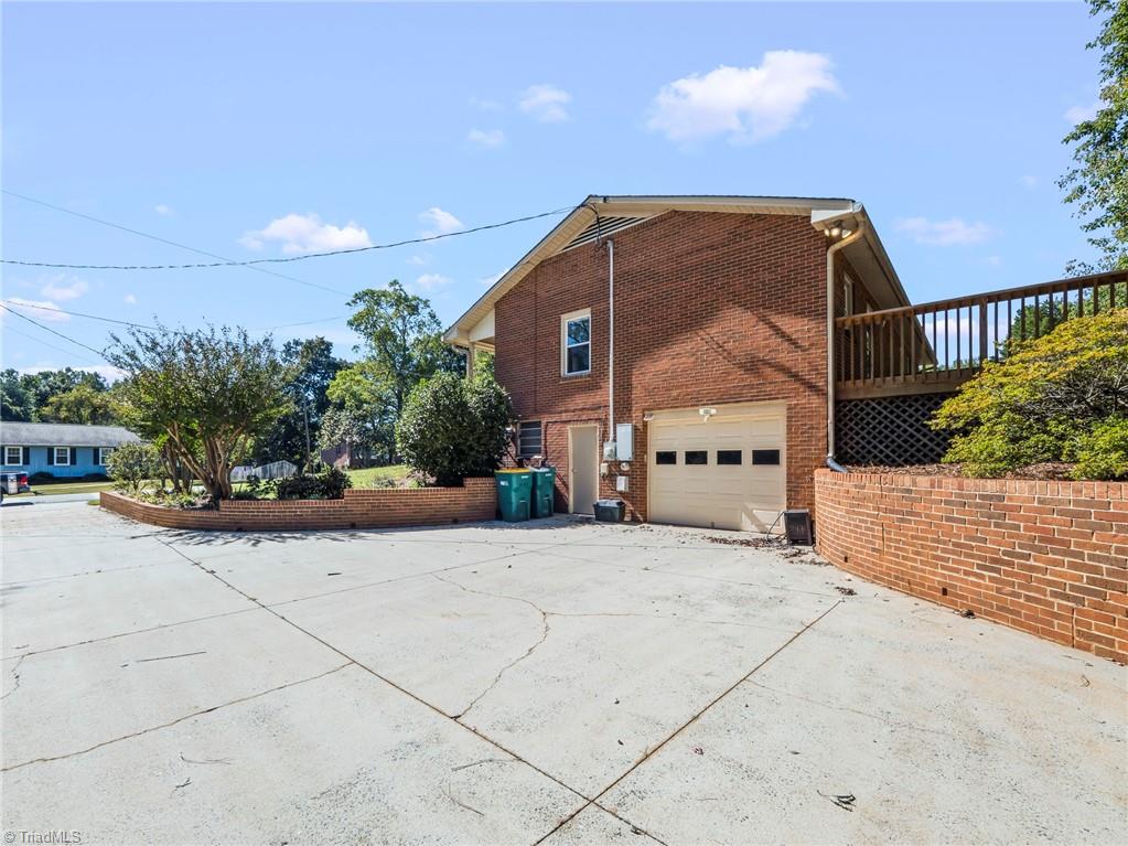 7541 Pine Trails Road Property Photo 26