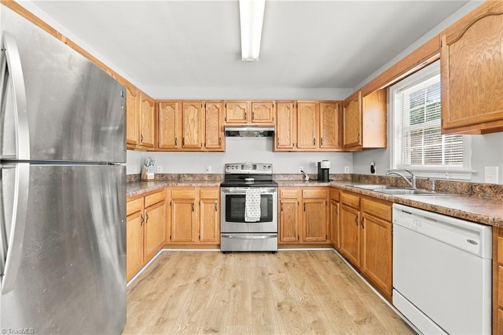 398 Goldenrod Lane Property Photo 23