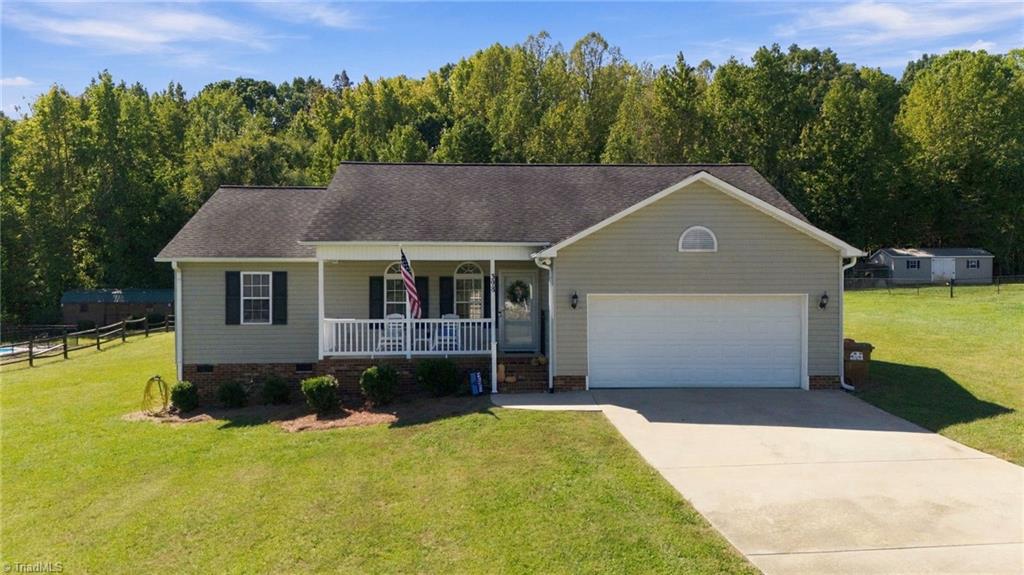 398 Goldenrod Lane Property Photo 28