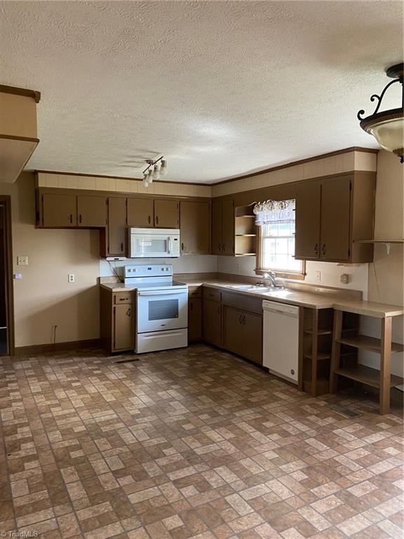 6960 Nc Highway 700 Property Photo 6