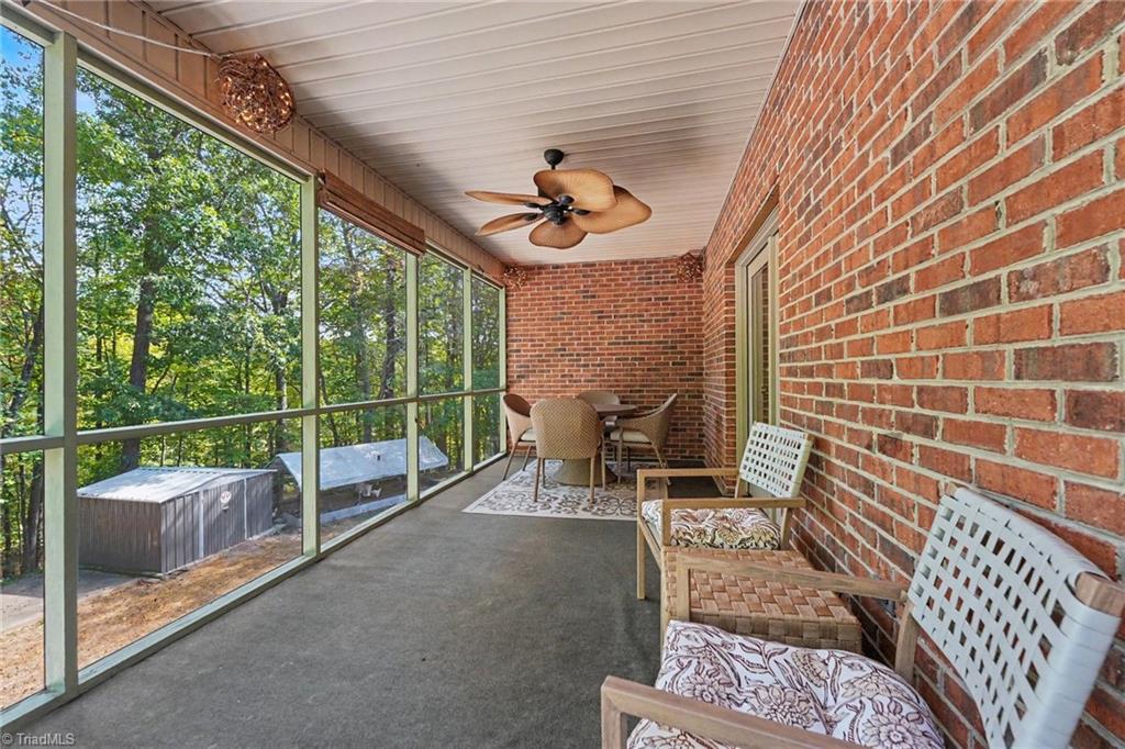 1100 Wolf Rock Road Property Photo 33