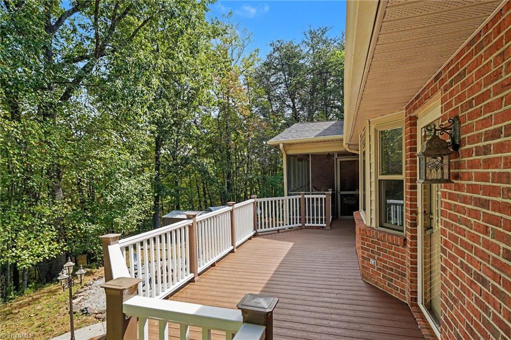 1100 Wolf Rock Road Property Photo 34