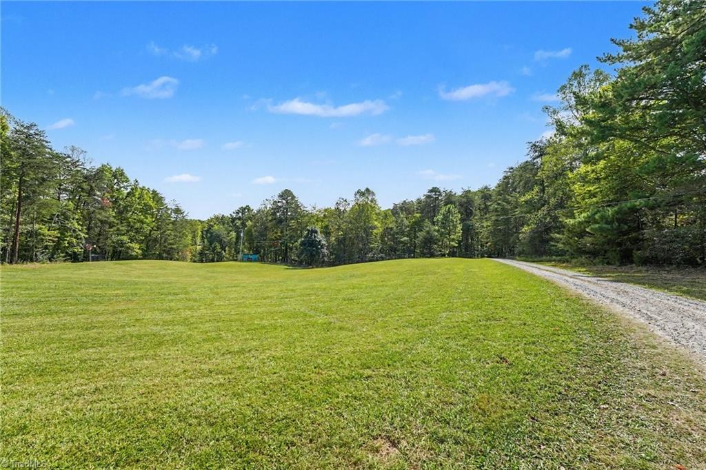 1100 Wolf Rock Road Property Photo 43
