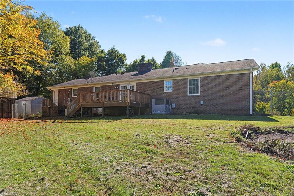 3723 Huffine Mill Road Property Photo 23