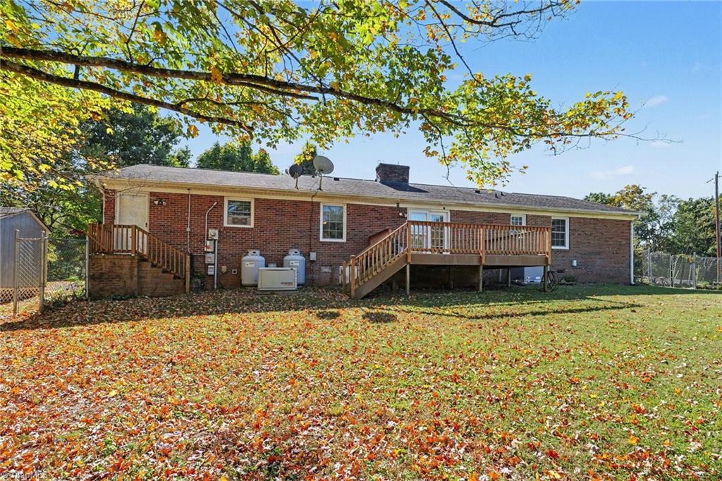 3723 Huffine Mill Road Property Photo 24