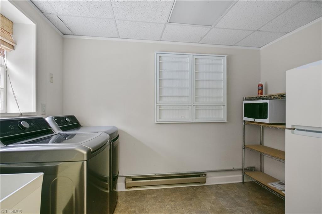 1206 Hill Street Property Photo 32