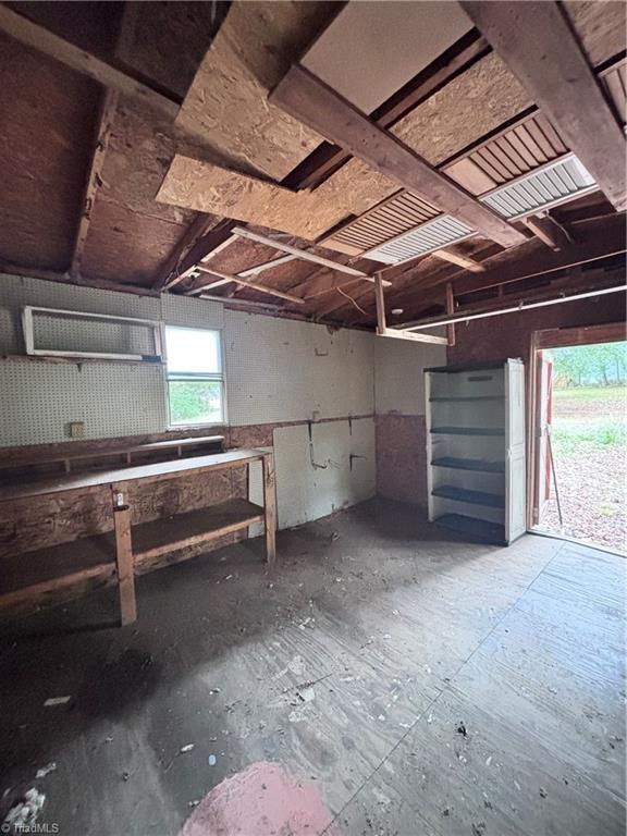 480 Denton Road Property Photo 6