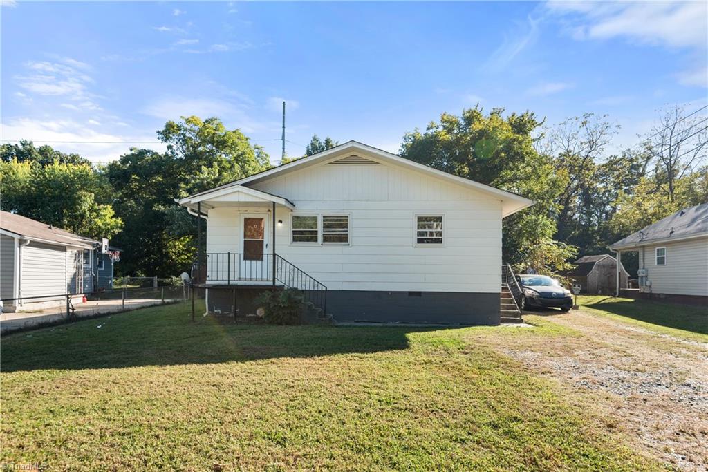 1610 Brockett Avenue Property Photo 1