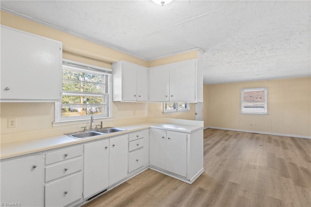 1610 Brockett Avenue Property Photo 12