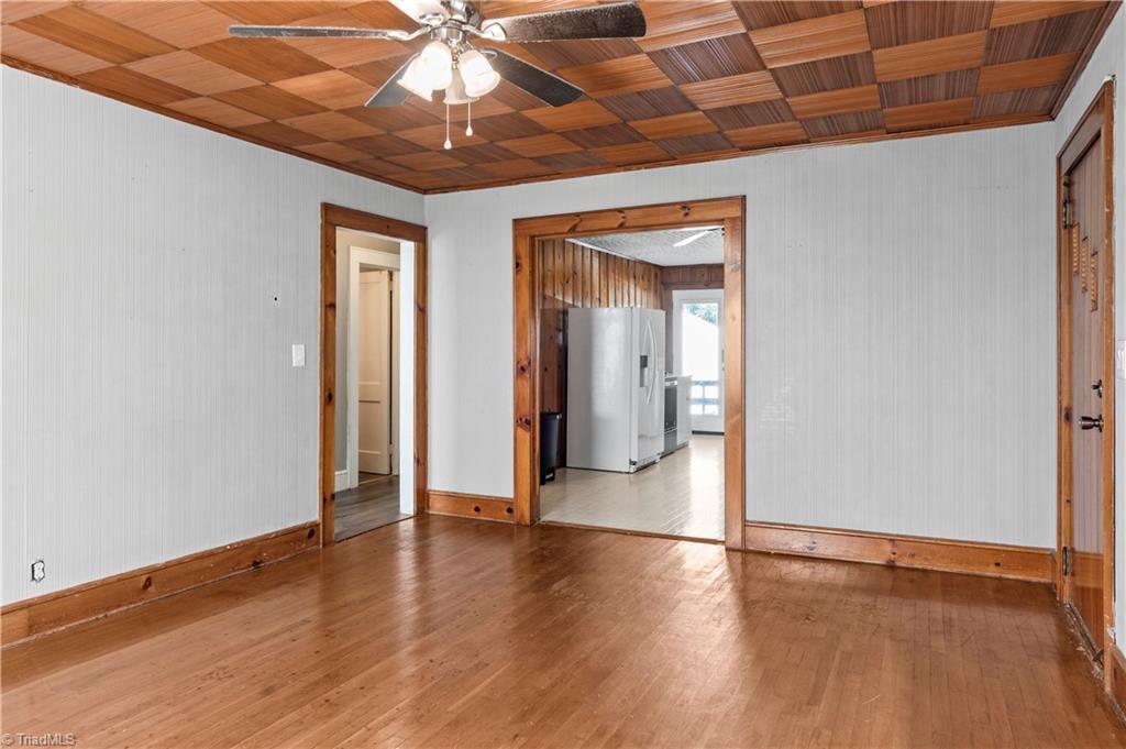 410 Rosewood Drive Property Photo 5