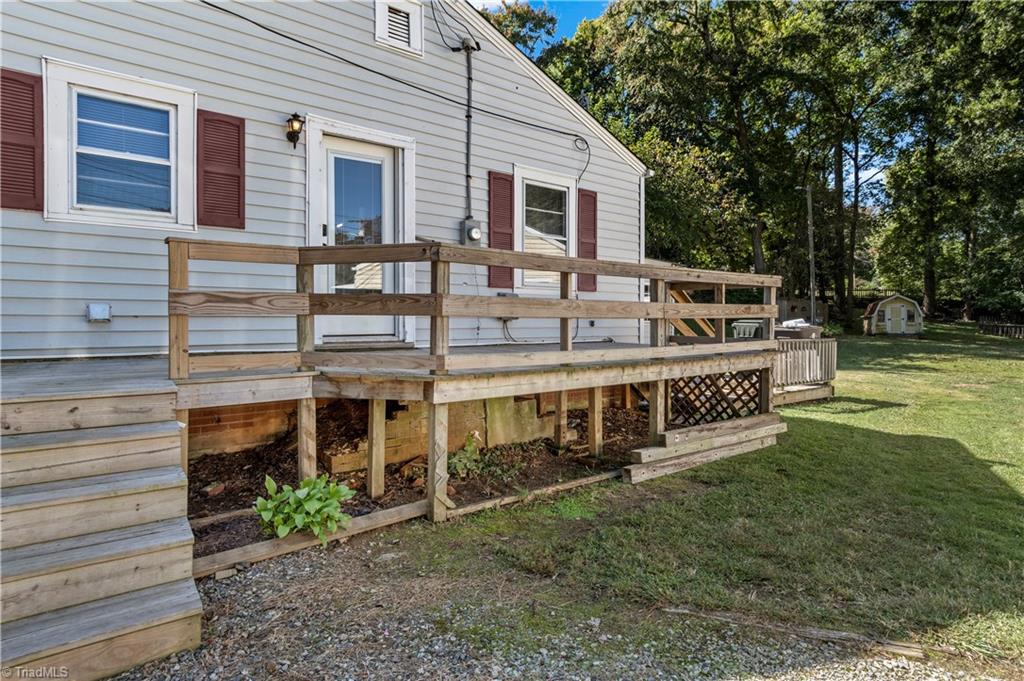 410 Rosewood Drive Property Photo 17