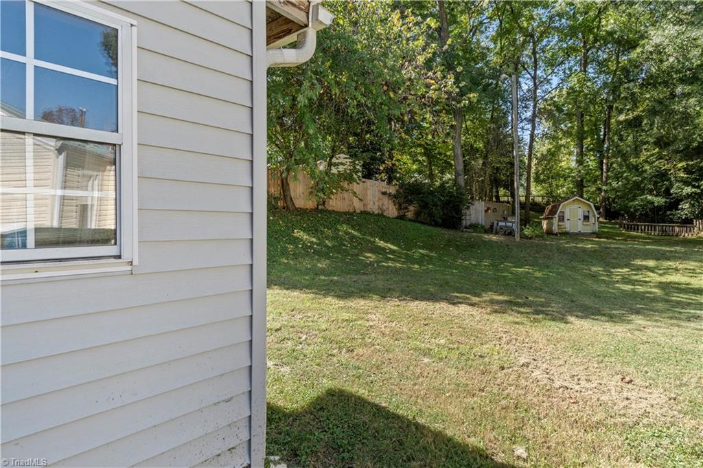 410 Rosewood Drive Property Photo 18