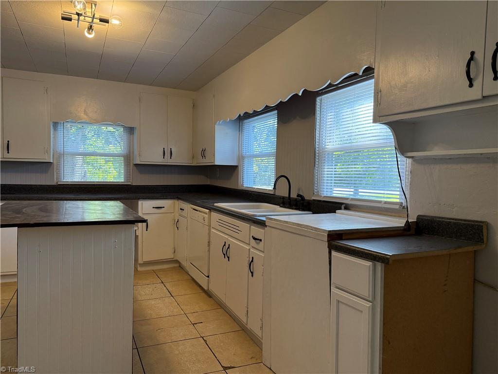 1256 Browns Mill Road Property Photo 4