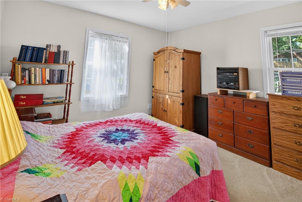 2907 Marthas Place Property Photo 16