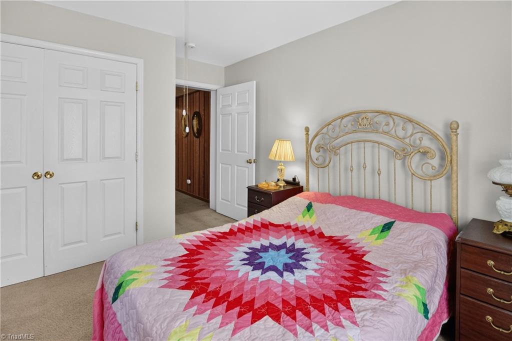 2907 Marthas Place Property Photo 18