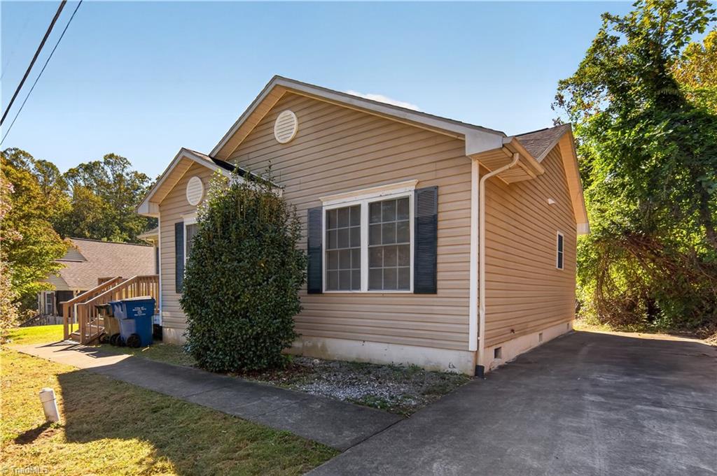 203 Jones School Road Property Photo 2