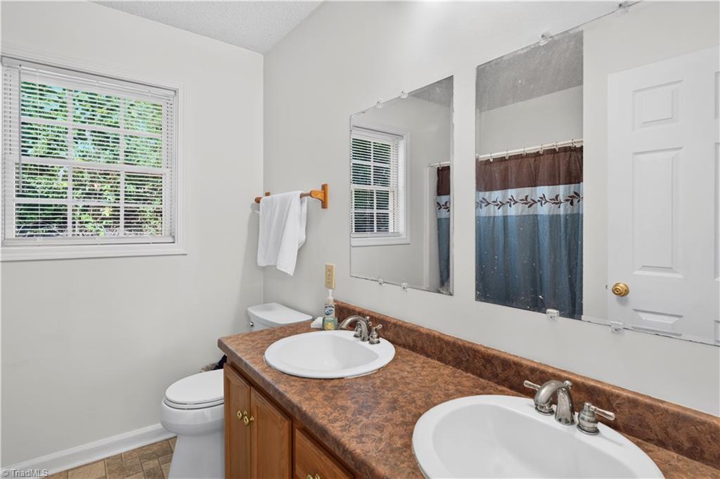 203 Jones School Road Property Photo 16