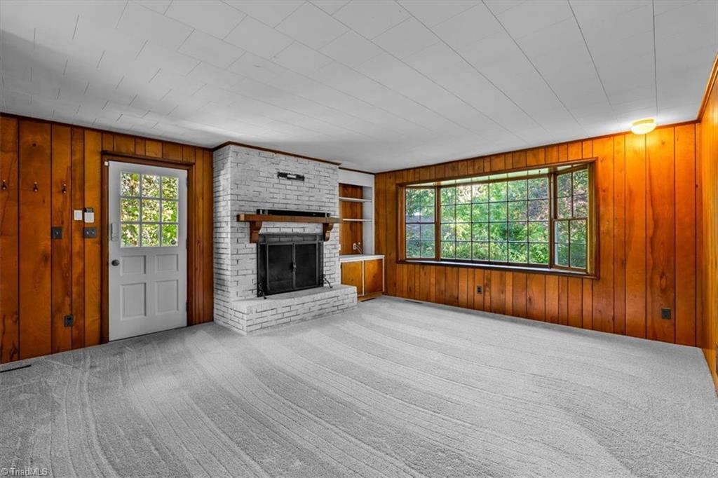 1103 N Peace Haven Road Property Photo 14