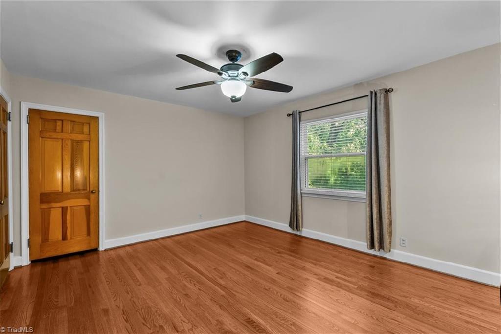 1103 N Peace Haven Road Property Photo 22
