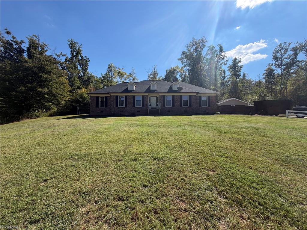 1125 Adams Ridge Road Property Photo 1