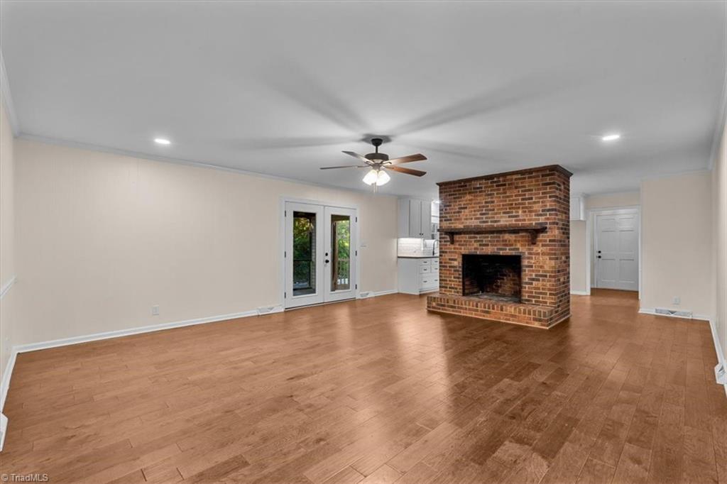 1125 Adams Ridge Road Property Photo 6