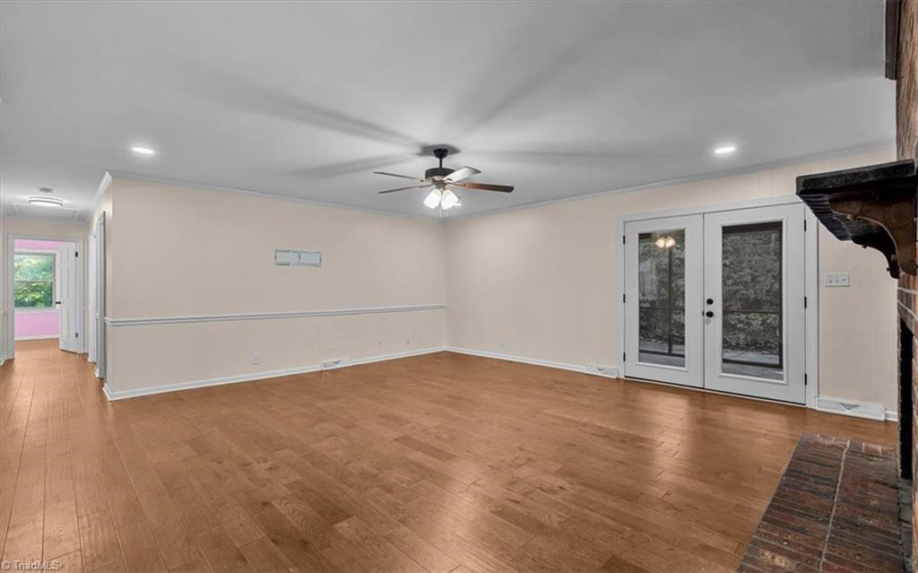 1125 Adams Ridge Road Property Photo 9