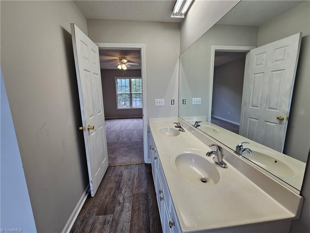 165 Cameron Way Circle Property Photo 5