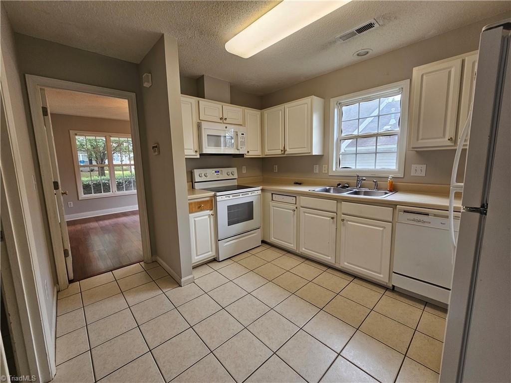 165 Cameron Way Circle Property Photo 8