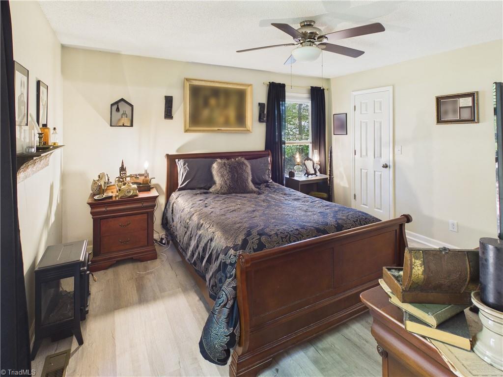 1402 Sundown Drive Property Photo 15