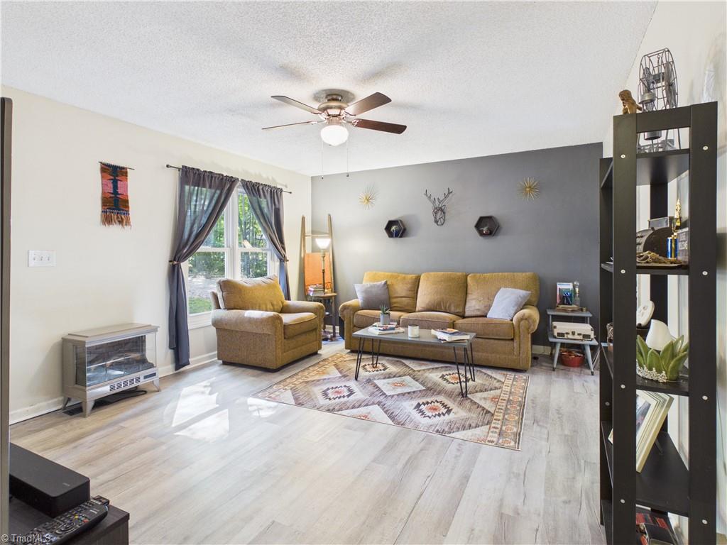 1402 Sundown Drive Property Photo 20
