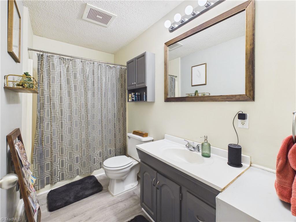 1402 Sundown Drive Property Photo 22
