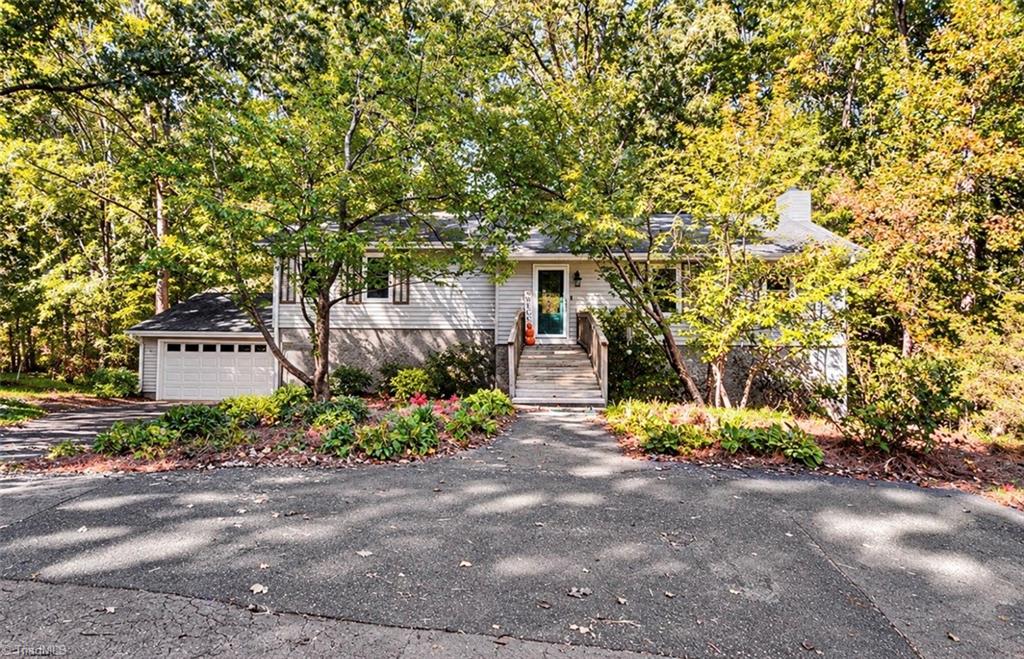 1050 Amity Road