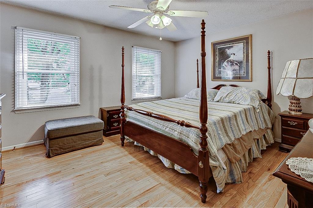 1050 Amity Road Property Photo 24