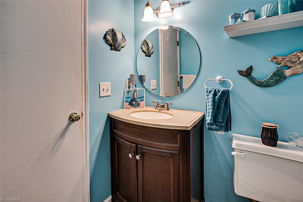 1050 Amity Road Property Photo 38