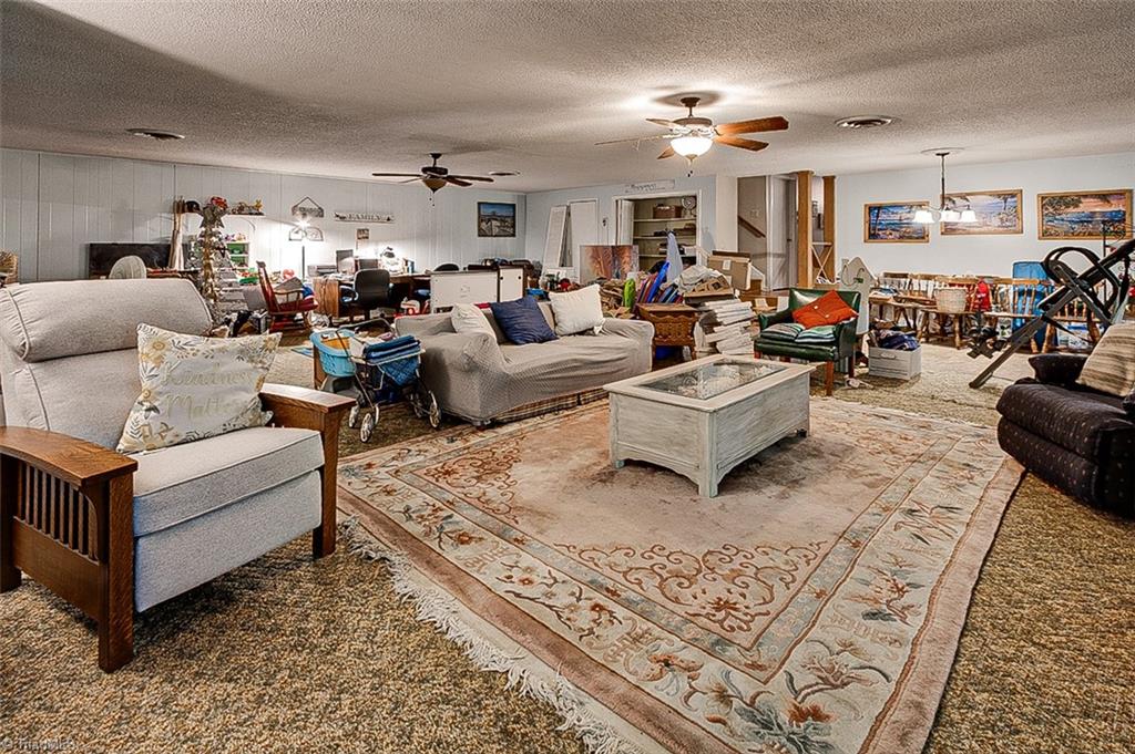 1050 Amity Road Property Photo 45