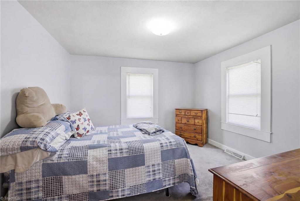 1112 Tipton Street Property Photo 8