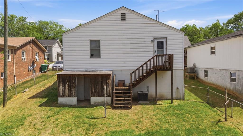 1112 Tipton Street Property Photo 23