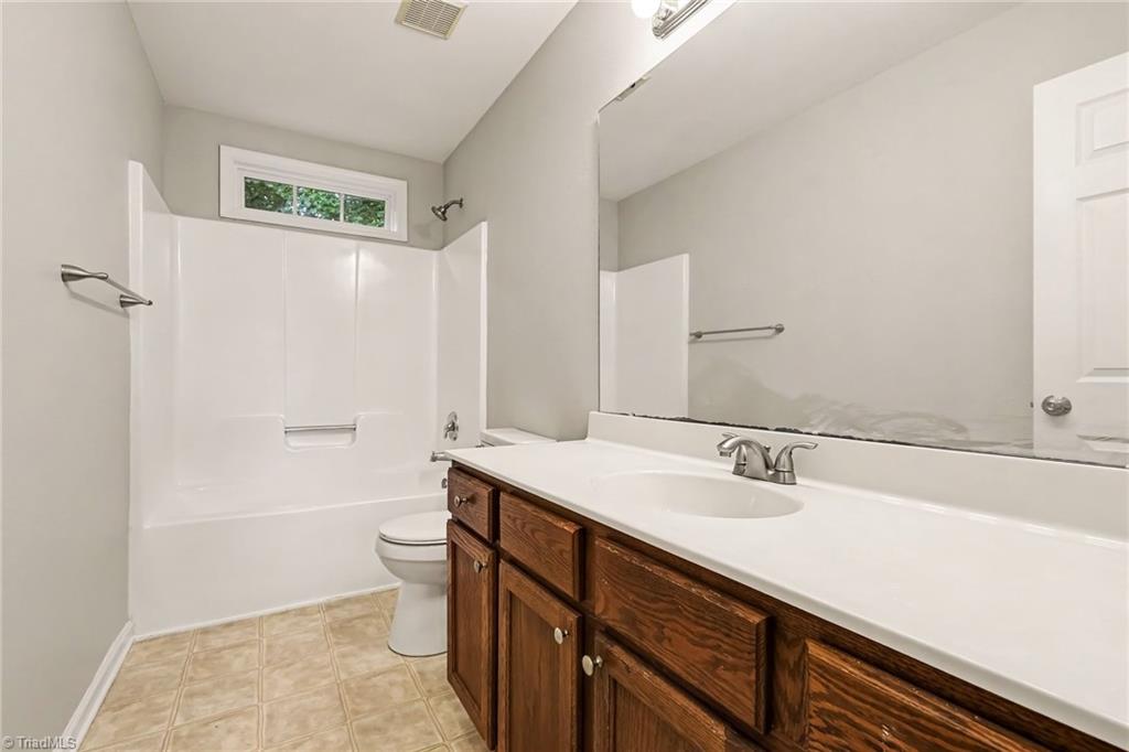 280 Northoaks Drive Property Photo 20