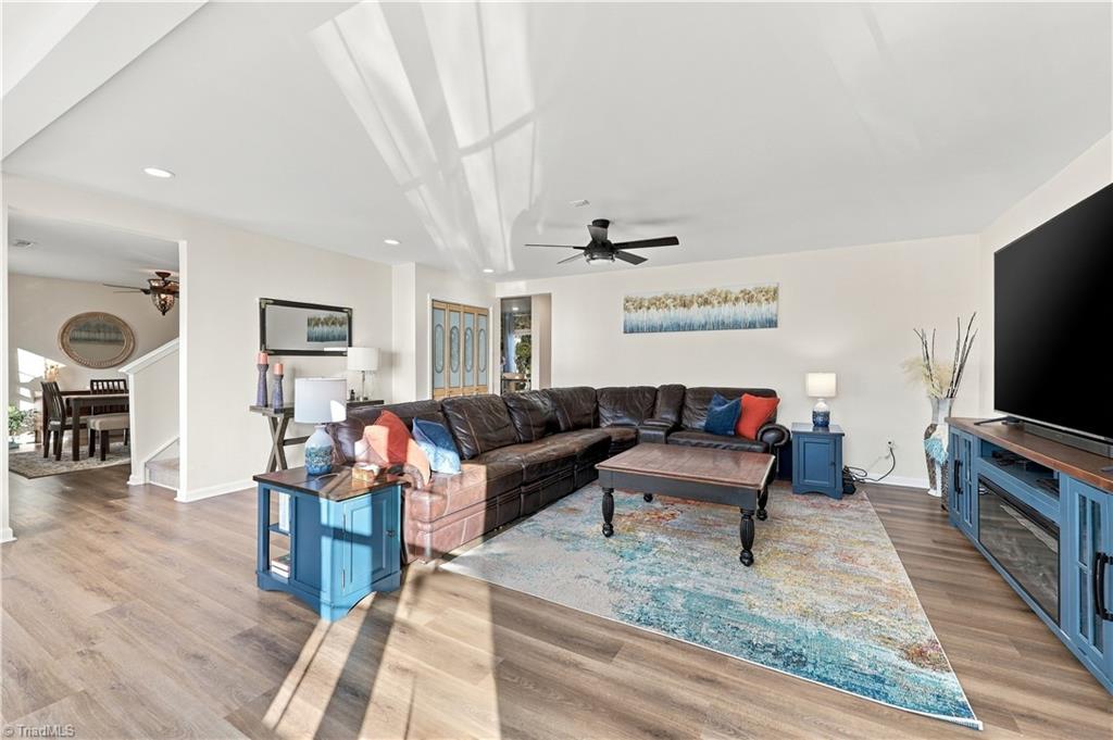 982 Boones Cave Road Property Photo 9