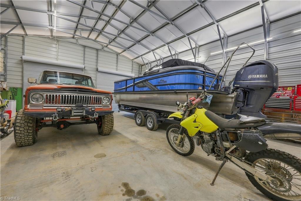 982 Boones Cave Road Property Photo 32